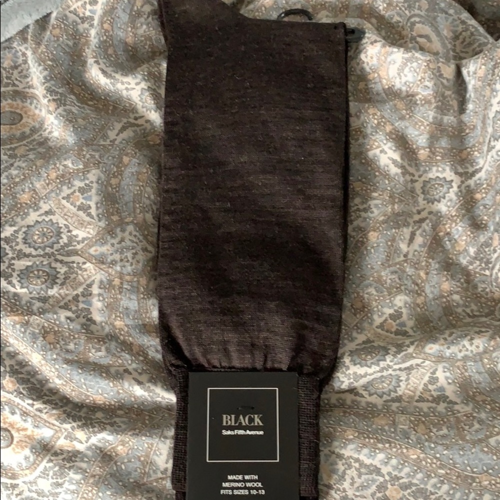 “BLACK Saxs Fifth Avenue “Men Socks